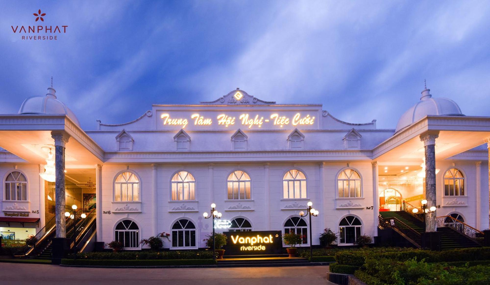 Van Phat Riverside Hotel Can Tho Exterior foto